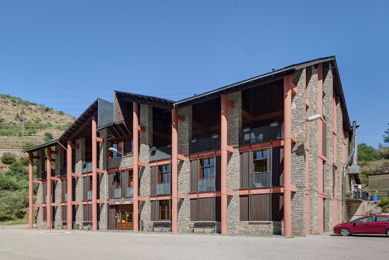 Alberg Les Estades Риалп Екстериор снимка